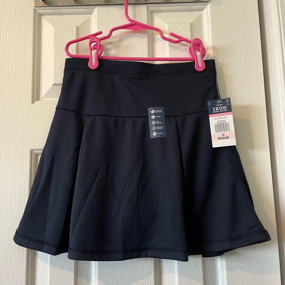 NWT, IZOD Girls School Uniform Sensory-Friendly Pleated Scooter Skirt